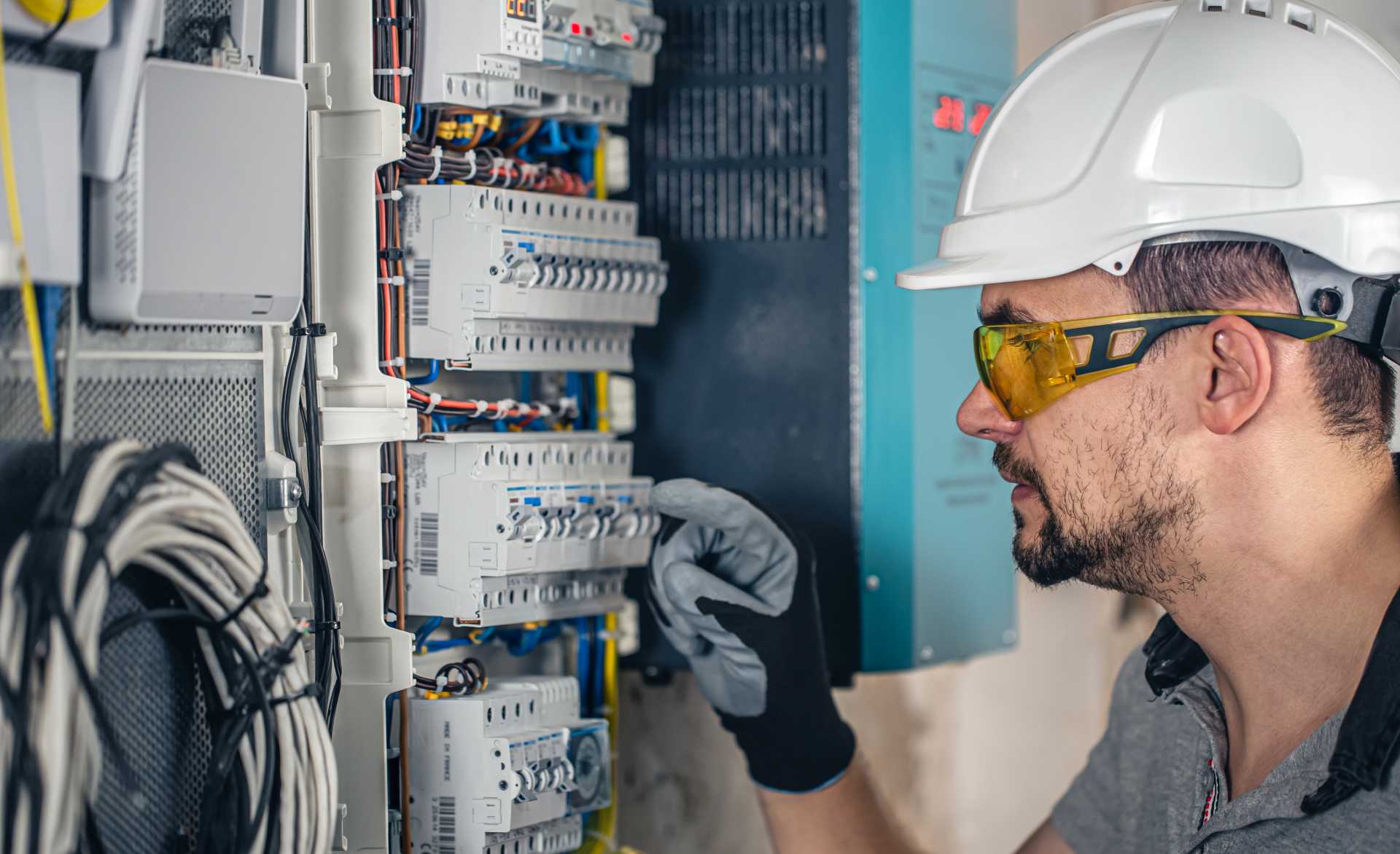 Important Electrical Safety Checks for UK Businesses